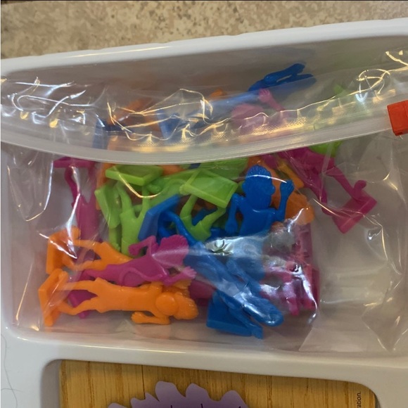 Little Monkeys Jumping on the Bed Game - Picture 3 of 8